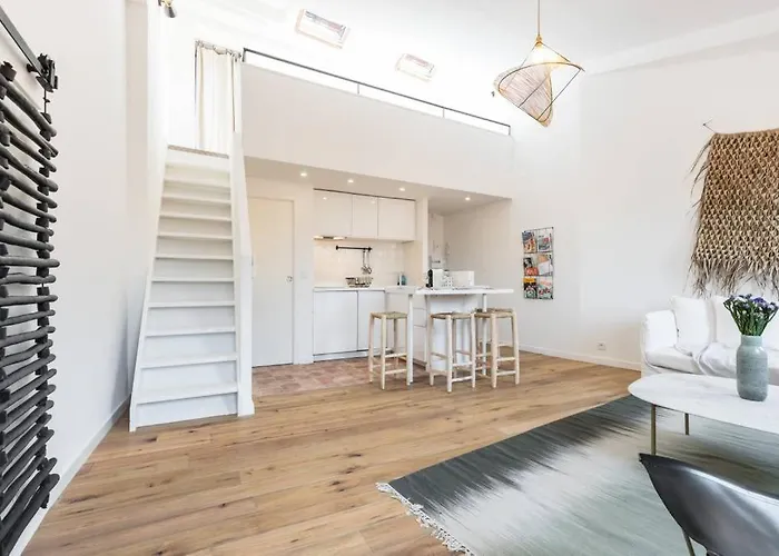 Malonat Duplex - Old Town